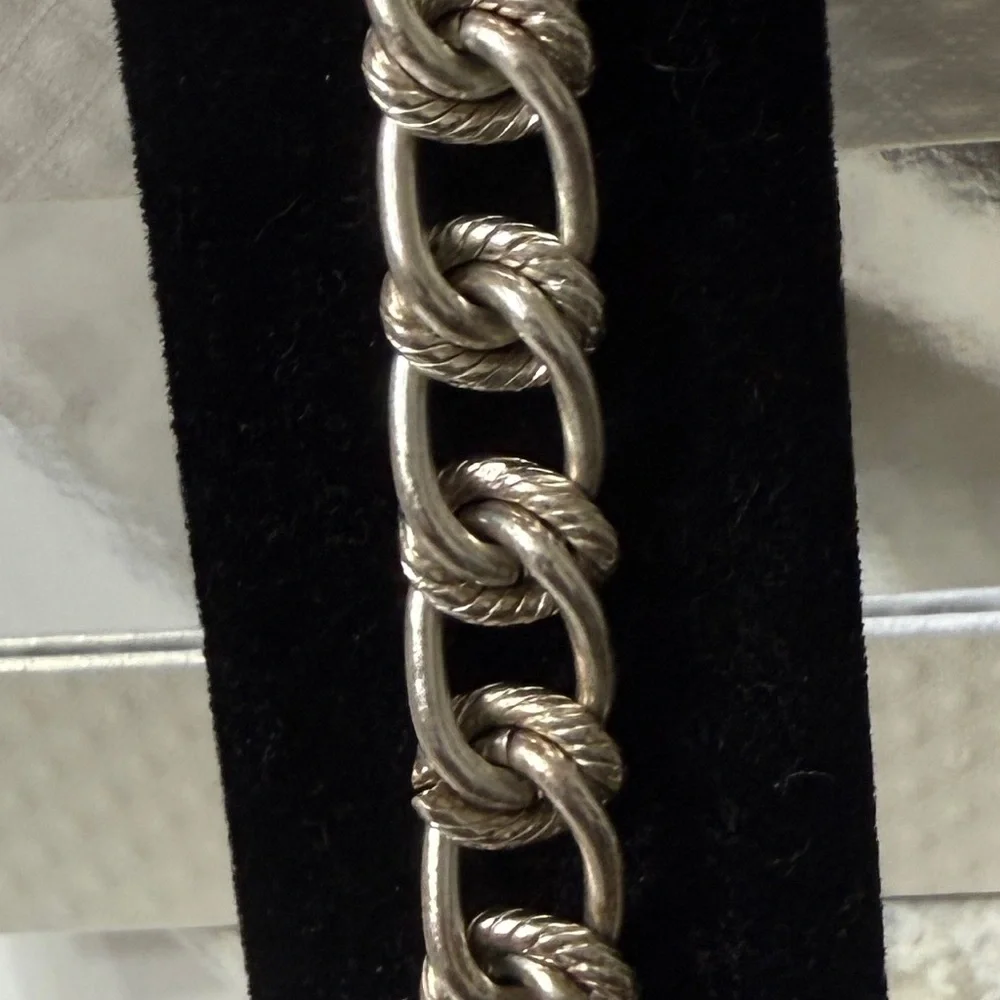 Monet Silver Curb Link Jewelry/ needs a polish - Picture 2 of 5
